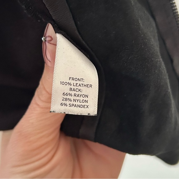 Nordstrom Trouvé leather black pencil skirt front-side zipper size 6 - Picture 6 of 7